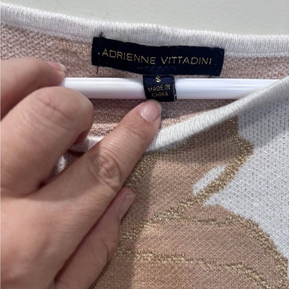 Adrienne Vittadini Cream and Gold Knit Top - Picture 5 of 6